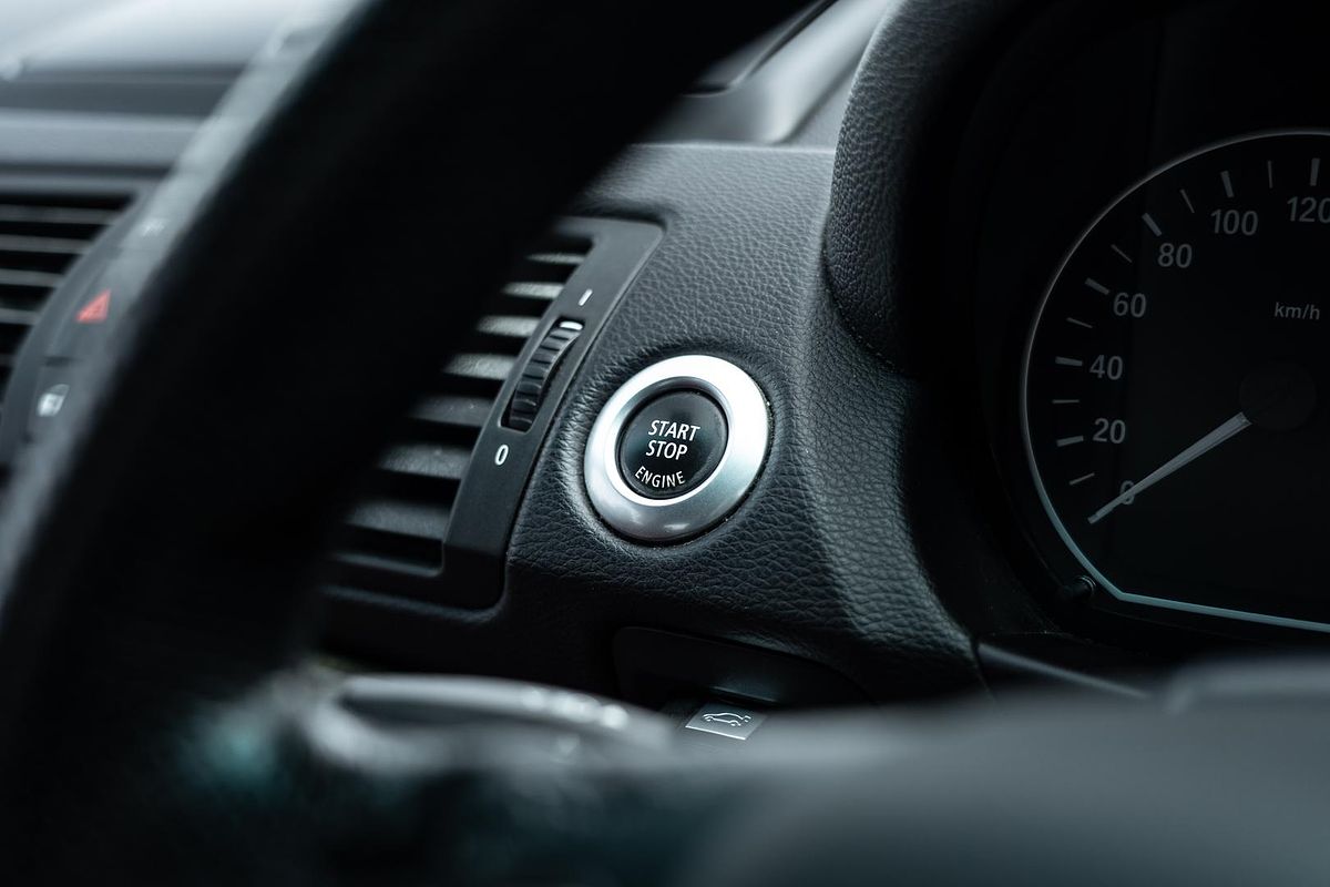 2010 BMW 1 Series 120i E88