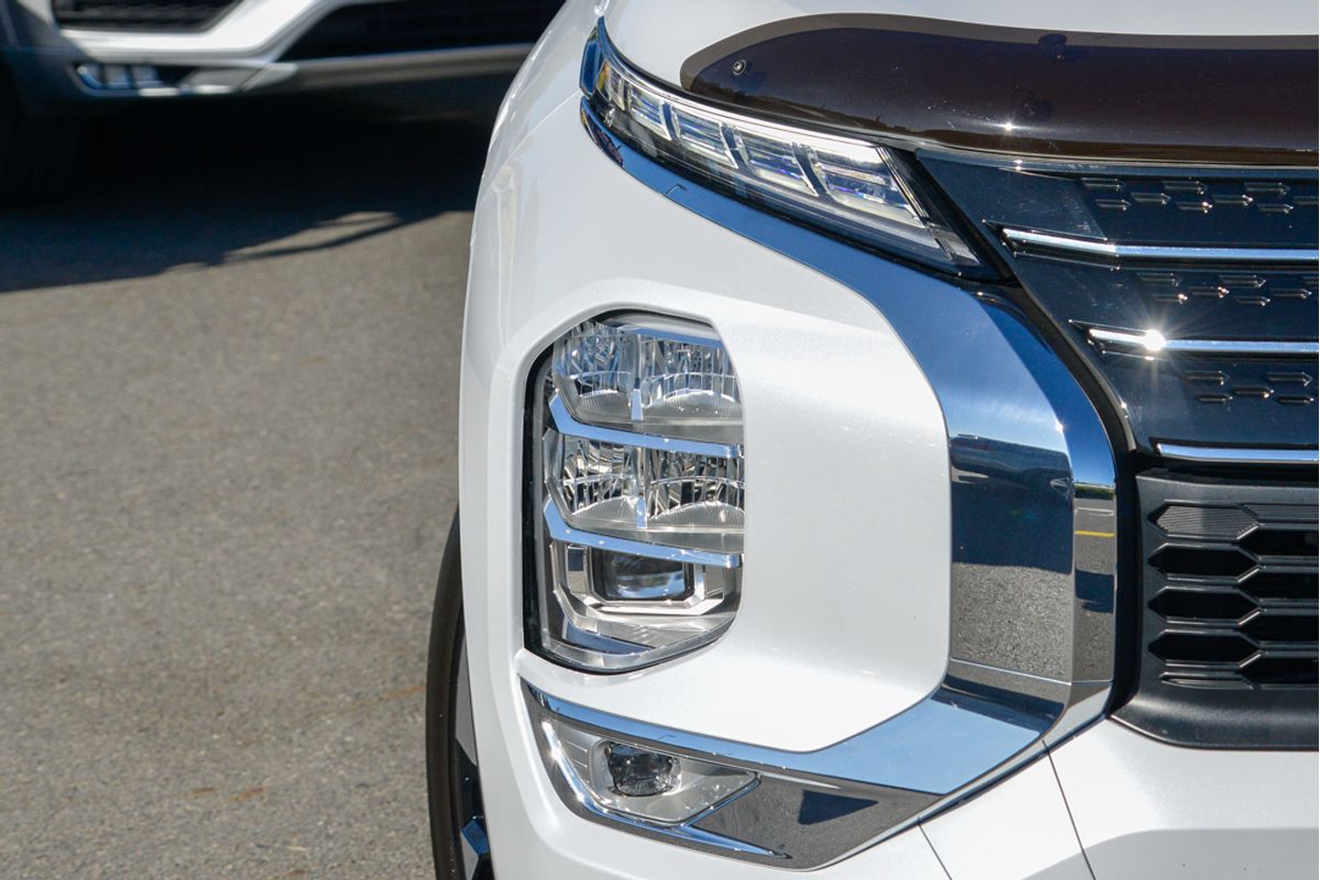 2023 Mitsubishi Outlander PHEV Aspire ZM