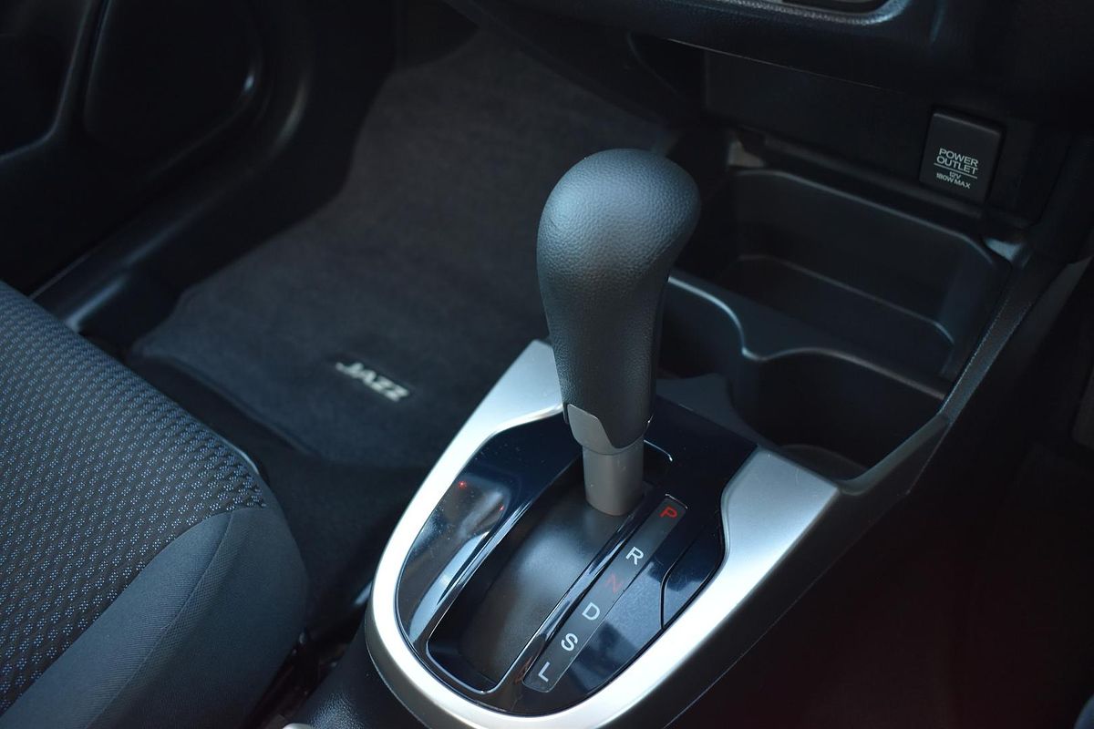 2018 Honda Jazz VTi GF