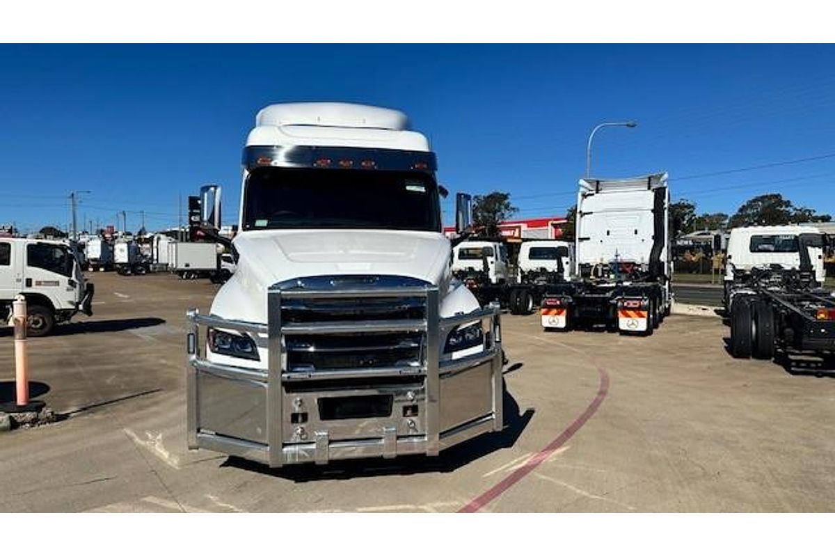 2024 Freightliner Cascadia 126