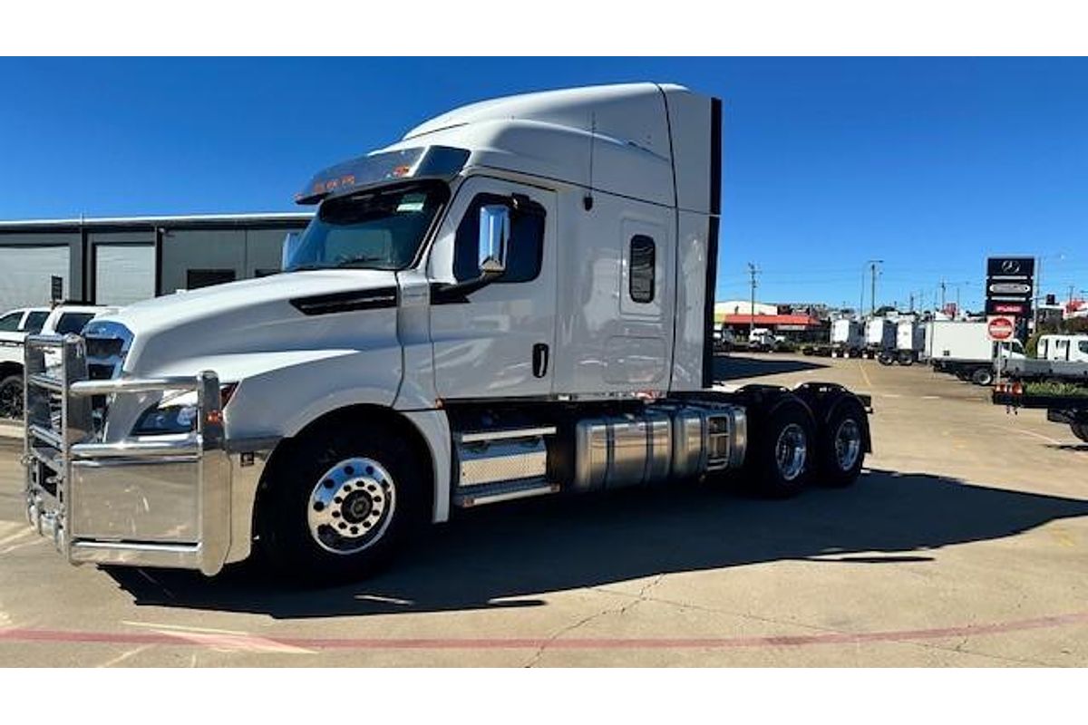 2024 Freightliner Cascadia 126