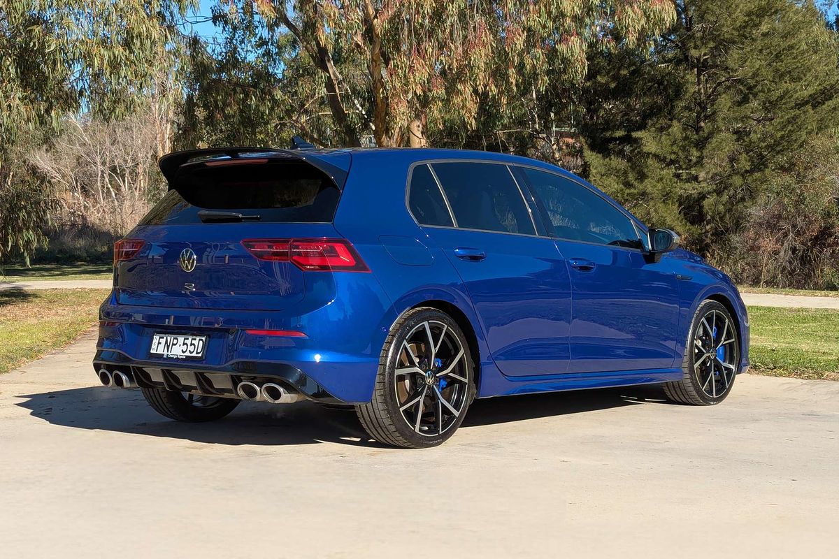 2022 Volkswagen Golf R 8
