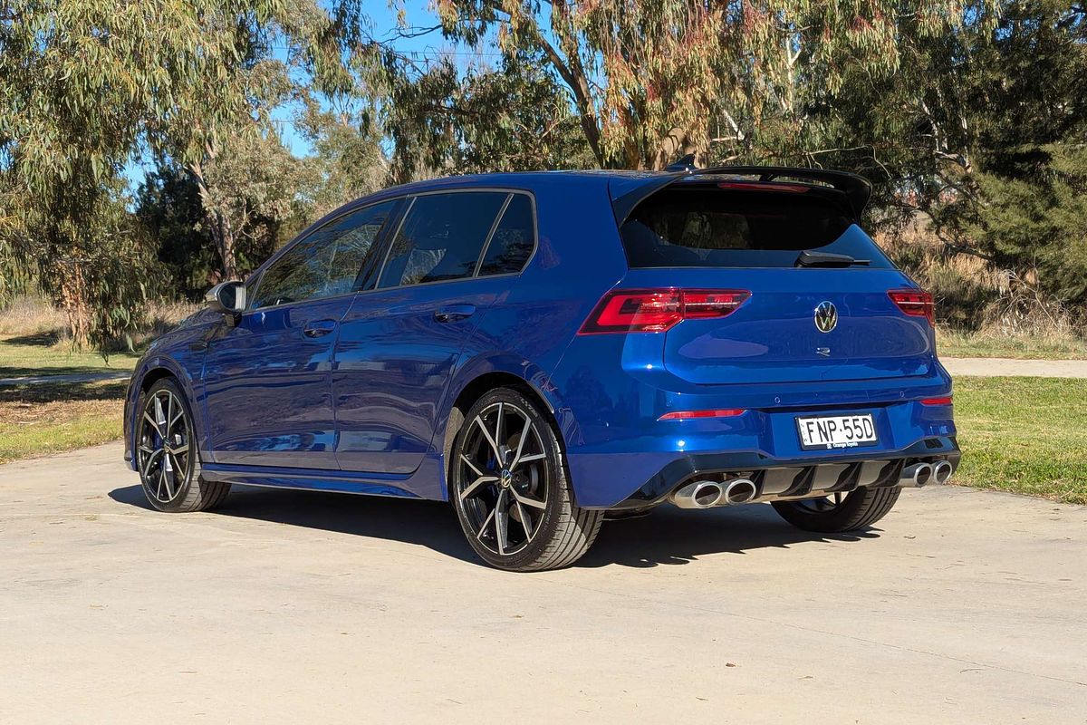 2022 Volkswagen Golf R 8