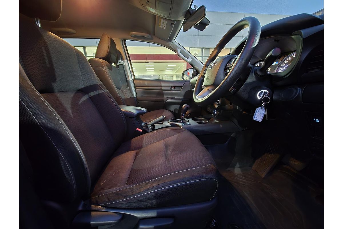 2021 Toyota Hilux SR GUN126R 4X4