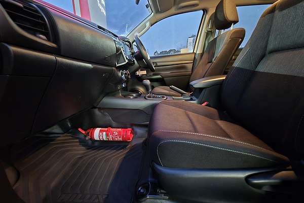 2021 Toyota Hilux SR GUN126R 4X4