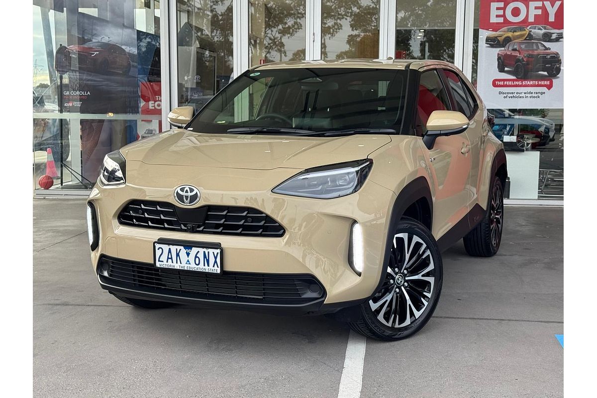 2024 Toyota Yaris Cross Urban MXPJ10R
