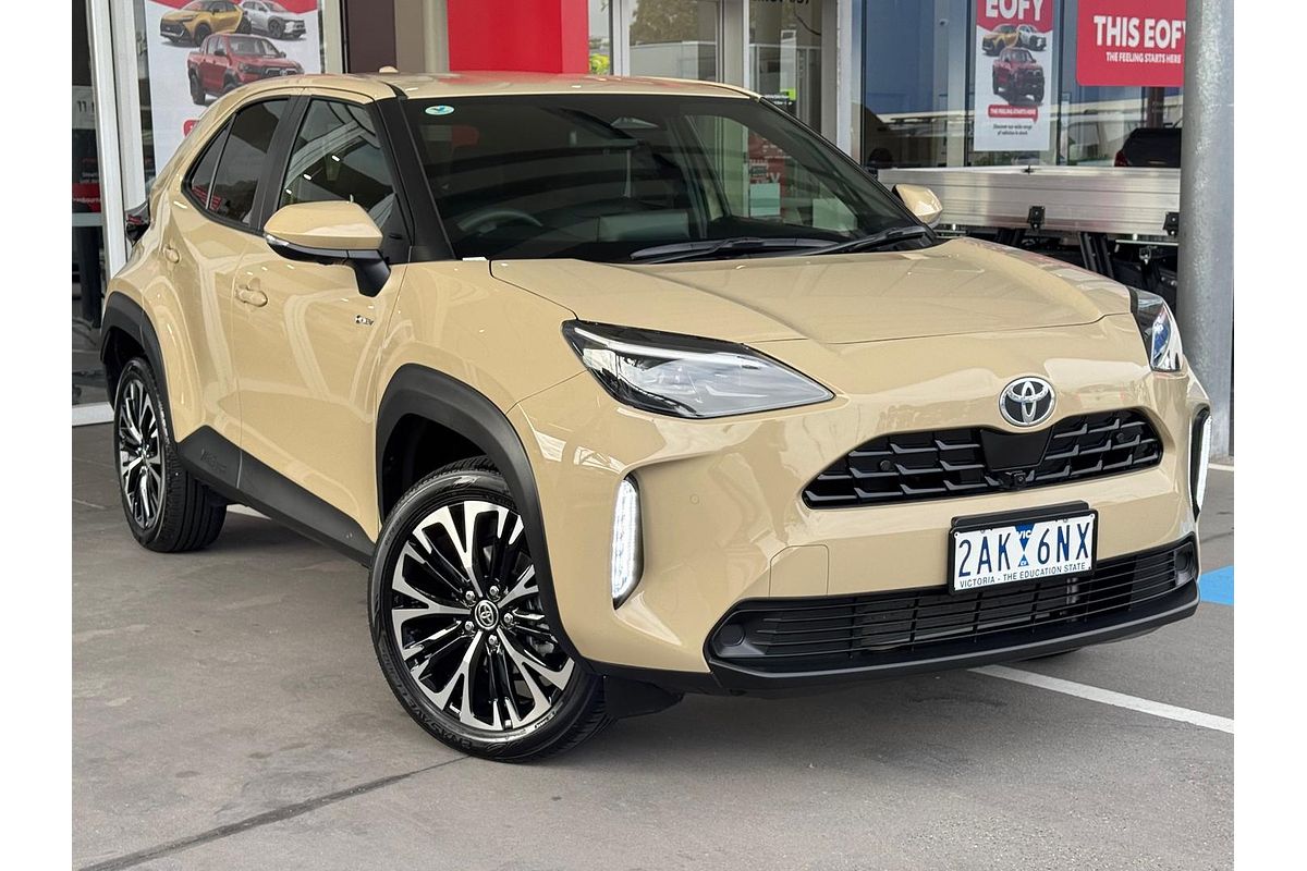 2024 Toyota Yaris Cross Urban MXPJ10R