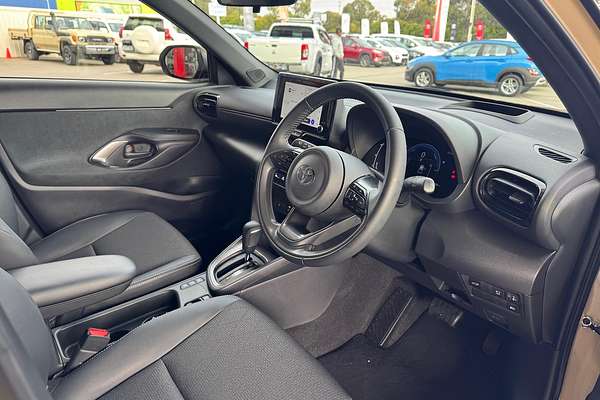 2024 Toyota Yaris Cross Urban MXPJ10R