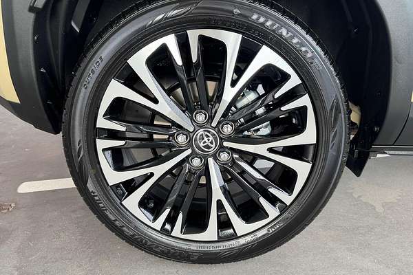 2024 Toyota Yaris Cross Urban MXPJ10R