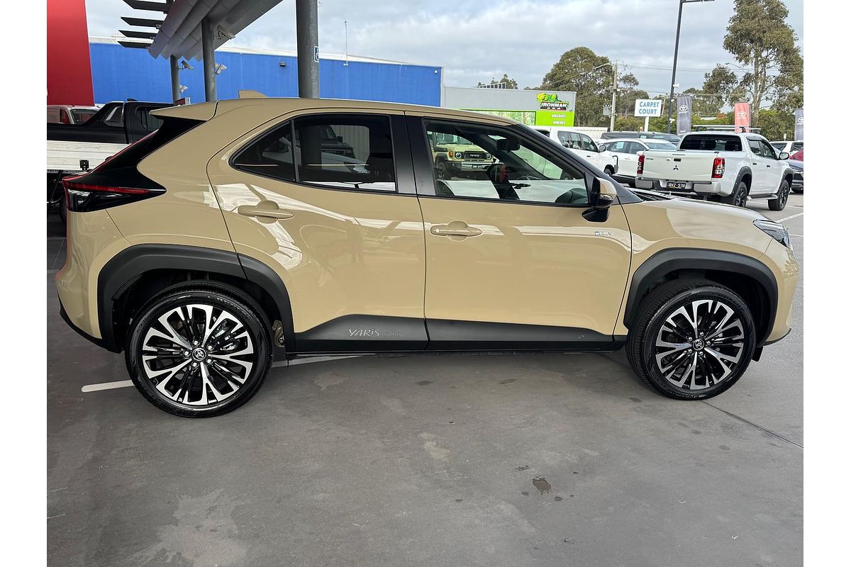 2024 Toyota Yaris Cross Urban MXPJ10R