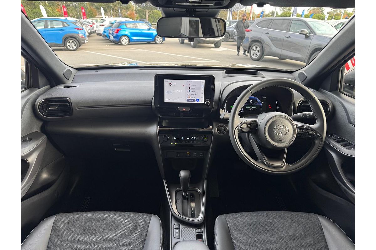 2024 Toyota Yaris Cross Urban MXPJ10R