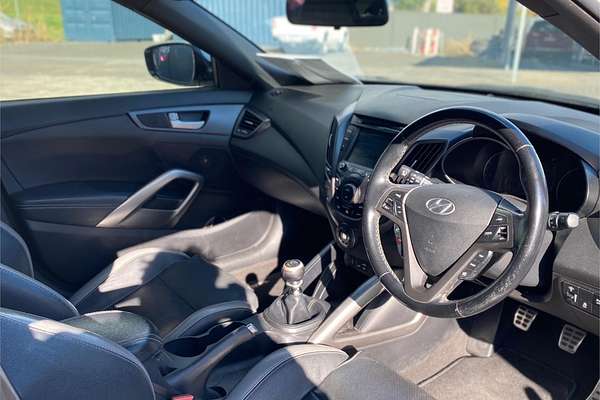 2015 Hyundai Veloster SR Turbo FS4 Series II
