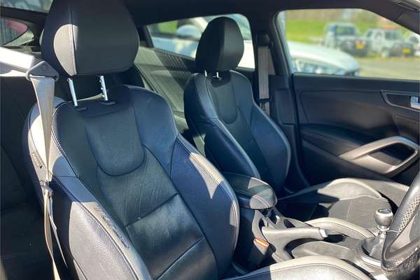 2015 Hyundai Veloster SR Turbo FS4 Series II