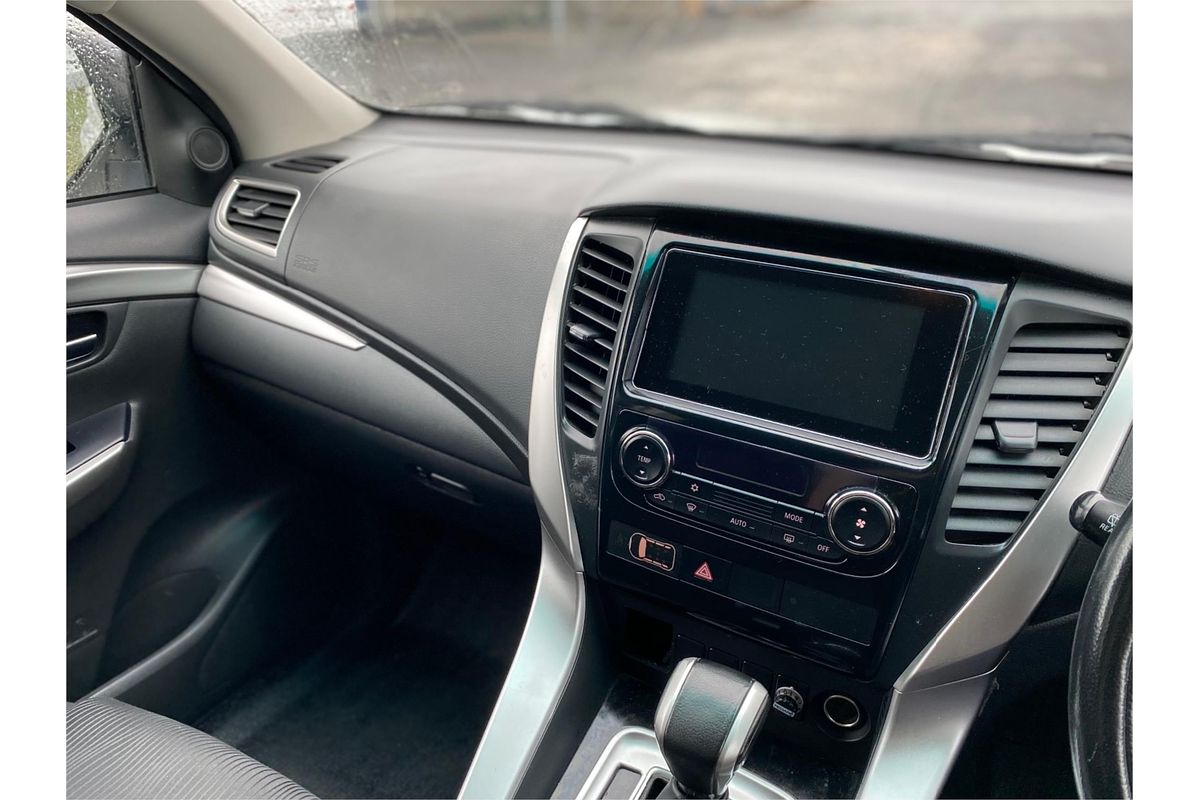 2015 Mitsubishi Pajero Sport GLX QE MY16