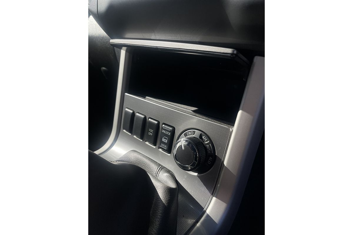 2013 Nissan Navara ST D40 Series 6 4X4