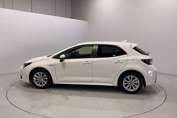2023 Toyota Corolla SX Hybrid ZWE219R