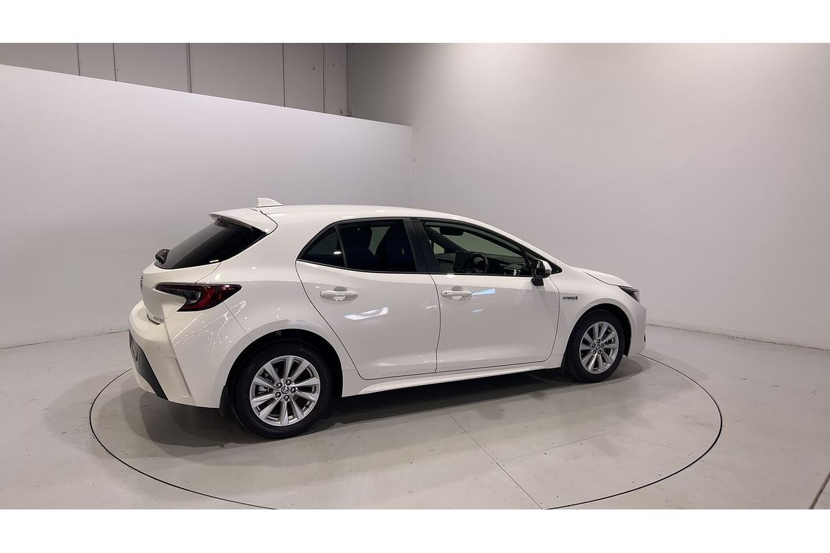 2023 Toyota Corolla SX Hybrid ZWE219R