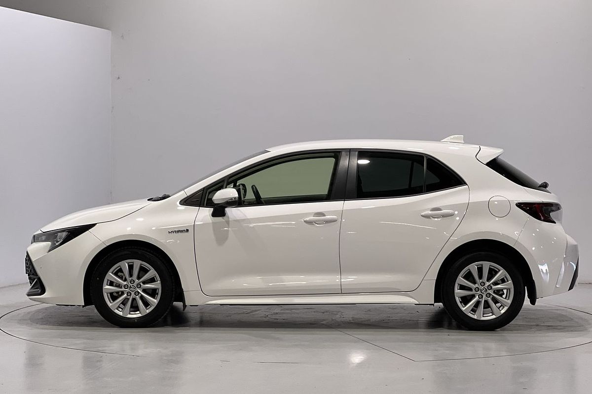 2023 Toyota Corolla SX Hybrid ZWE219R