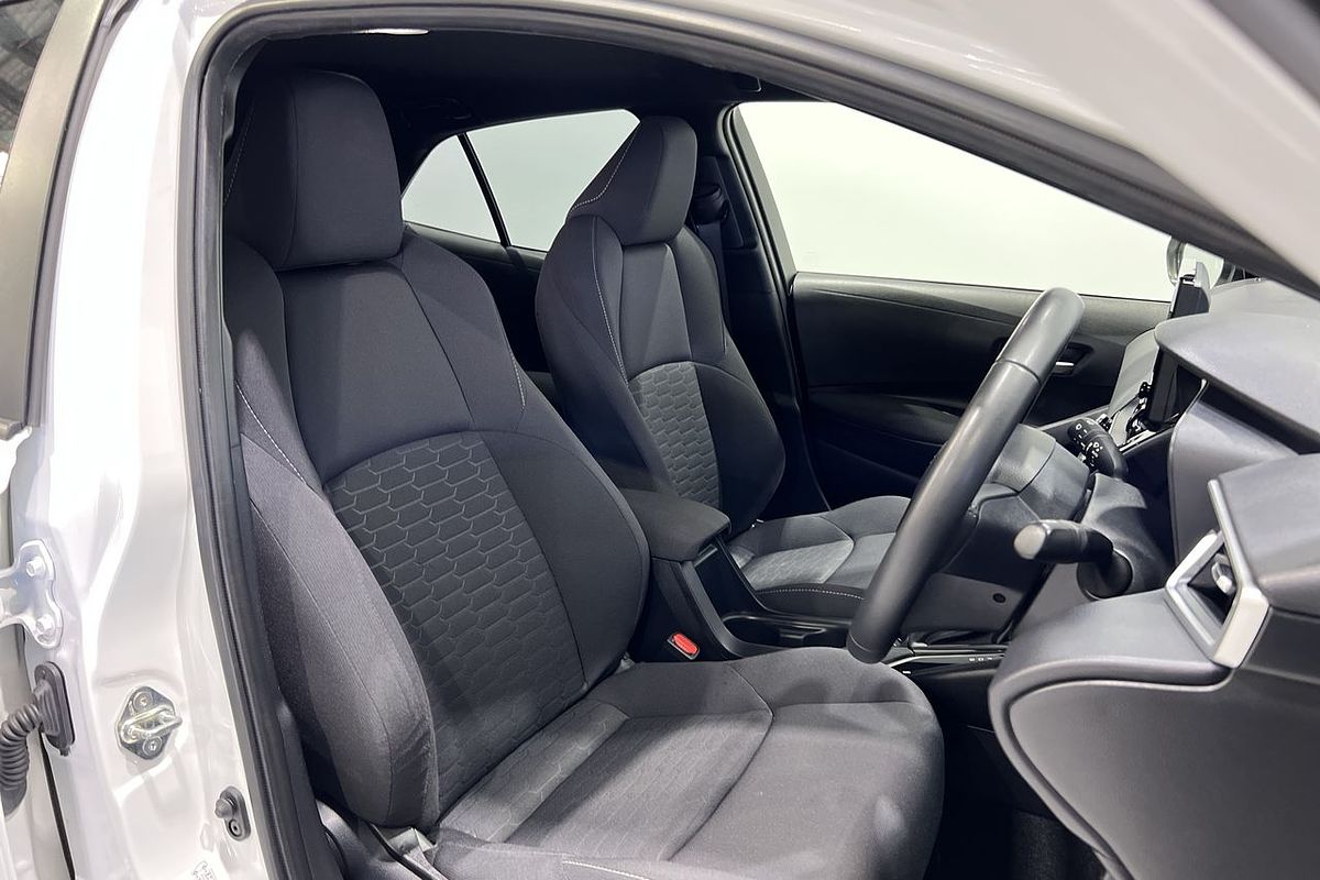 2023 Toyota Corolla SX Hybrid ZWE219R