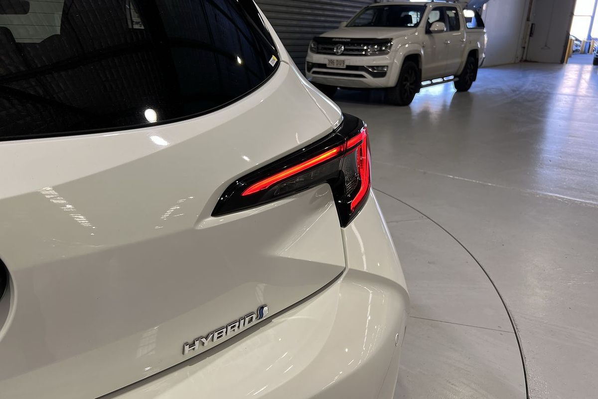 2023 Toyota Corolla SX Hybrid ZWE219R