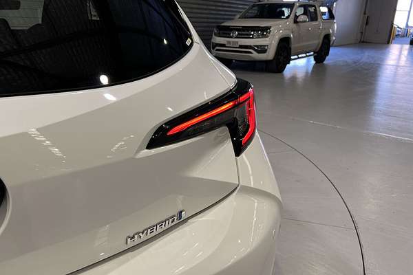 2023 Toyota Corolla SX Hybrid ZWE219R