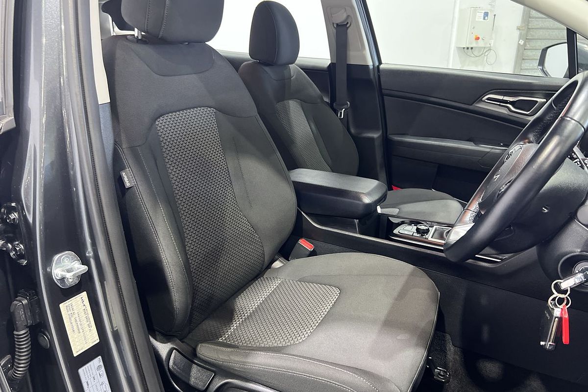 2023 Kia Sportage S NQ5