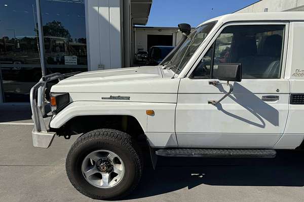 2002 Toyota LANDCRUISER SINGLE CAB (4x4)HDJ79R