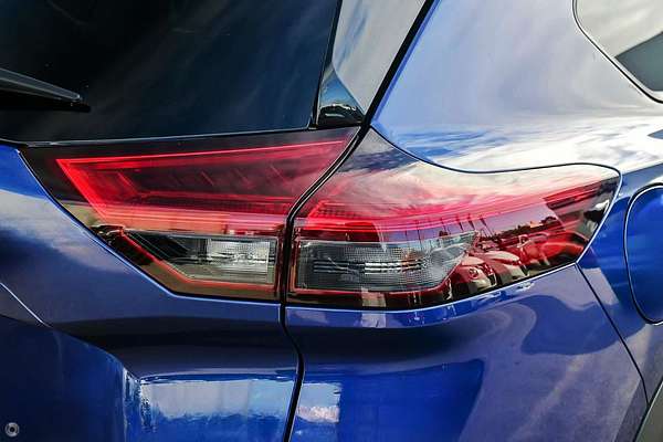 2025 Nissan X-TRAIL ST-L T33