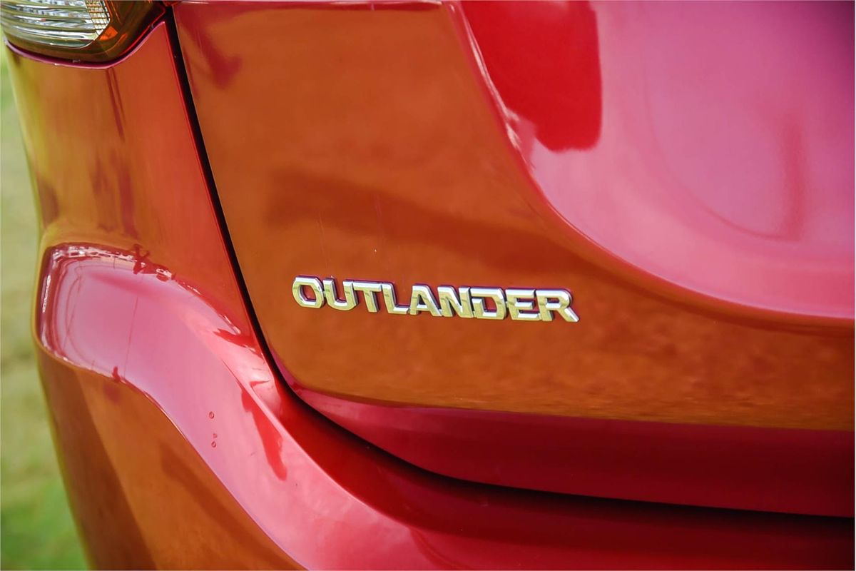2015 Mitsubishi Outlander LS ZK