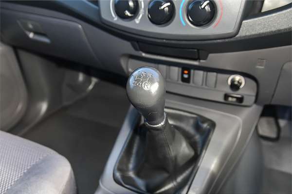 2013 Toyota Hilux SR KUN16R Rear Wheel Drive