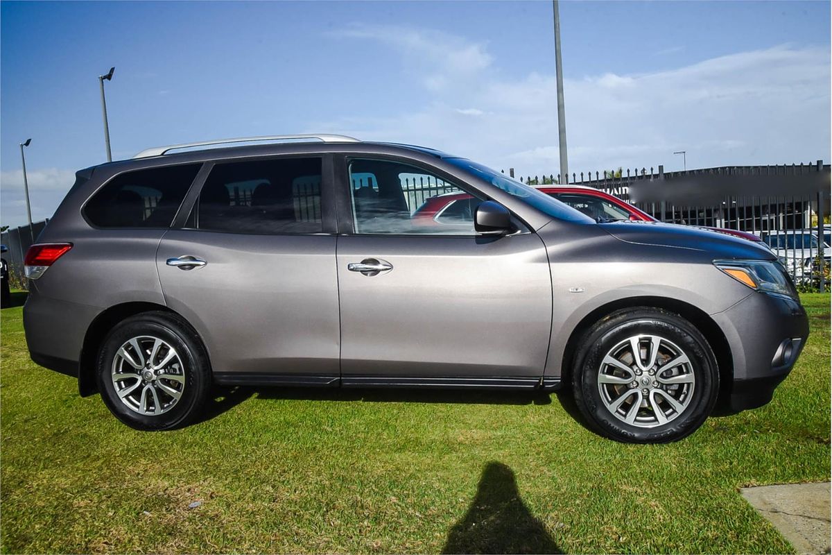 2014 Nissan Pathfinder ST R52