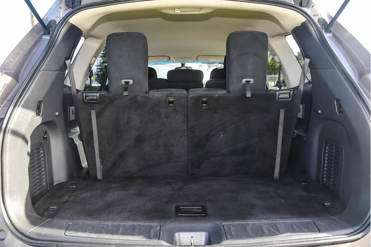2014 Nissan Pathfinder ST R52