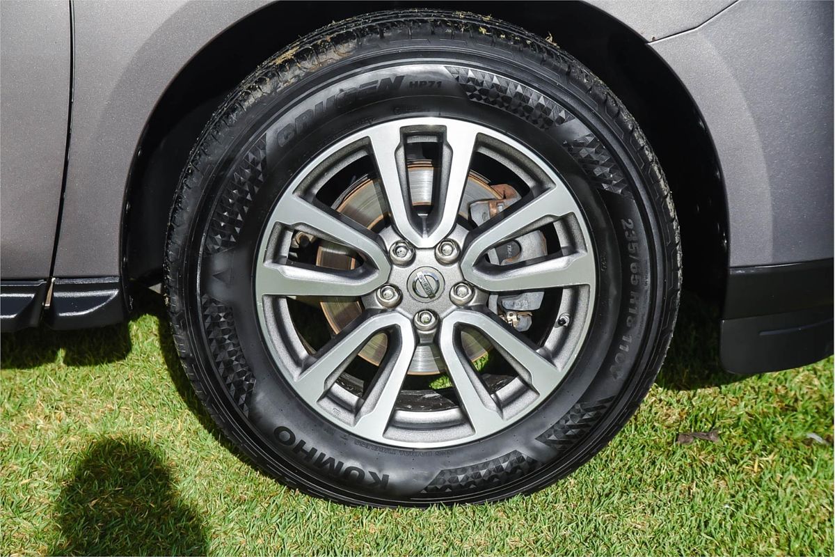 2014 Nissan Pathfinder ST R52
