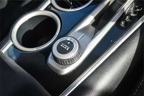 2014 Nissan Pathfinder ST R52