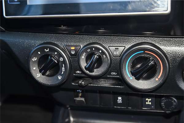 2018 Toyota Hilux SR GUN126R 4X4