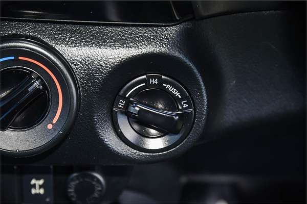 2018 Toyota Hilux SR GUN126R 4X4