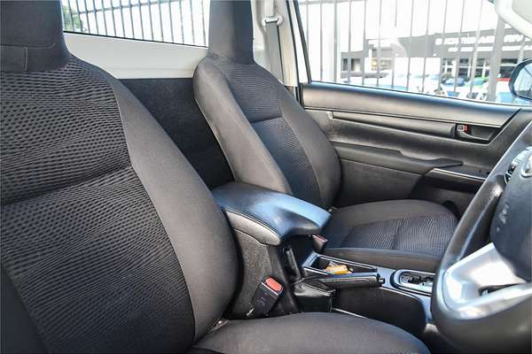 2018 Toyota Hilux SR GUN126R 4X4