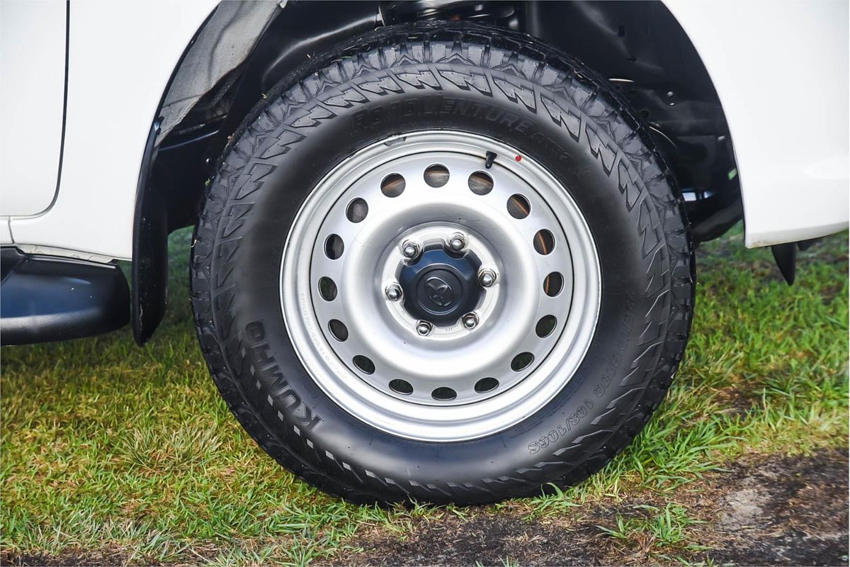 2018 Toyota Hilux SR GUN126R 4X4