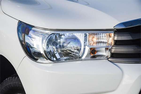 2018 Toyota Hilux SR GUN126R 4X4