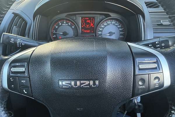 2018 Isuzu D-MAX SX High Ride Rear Wheel Drive