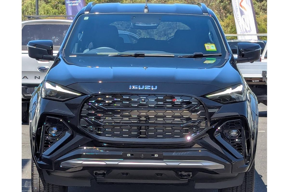 2025 Isuzu MU-X X-TERRAIN
