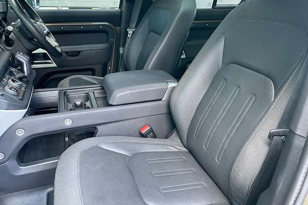 2020 Land Rover Defender 110 D240 First Edition L663