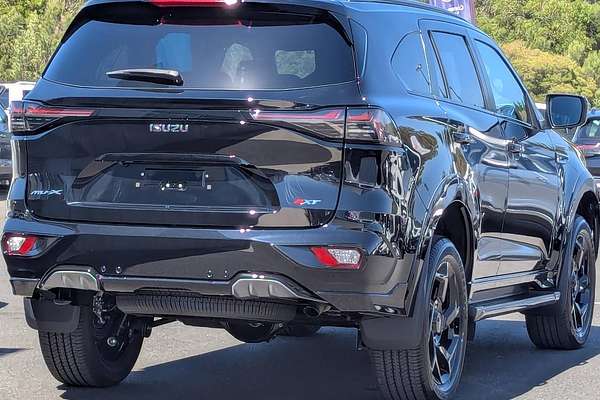 2025 Isuzu MU-X X-TERRAIN