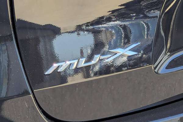 2025 Isuzu MU-X X-TERRAIN
