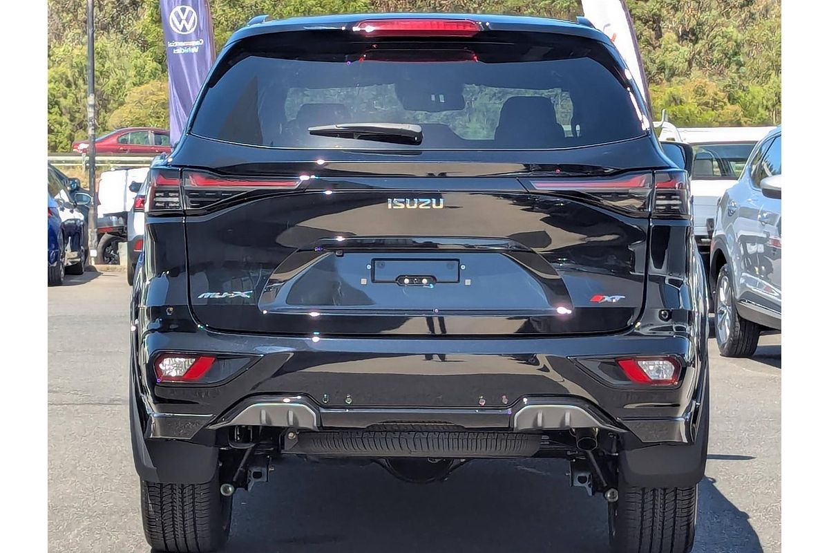 2025 Isuzu MU-X X-TERRAIN