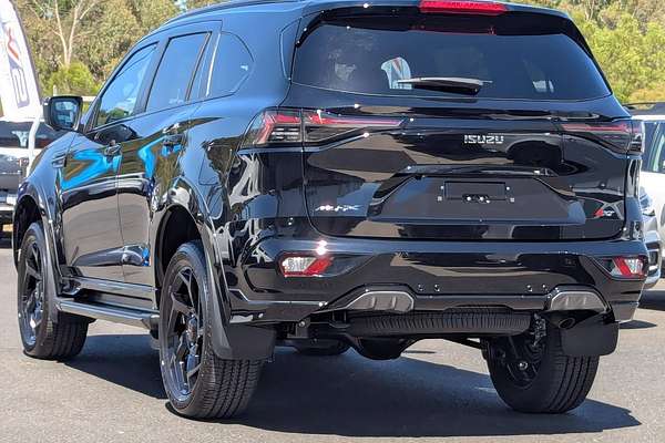 2025 Isuzu MU-X X-TERRAIN