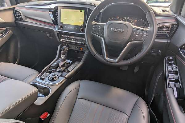 2025 Isuzu MU-X X-TERRAIN