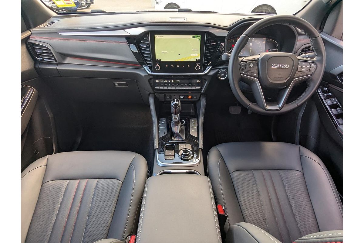 2025 Isuzu MU-X X-TERRAIN