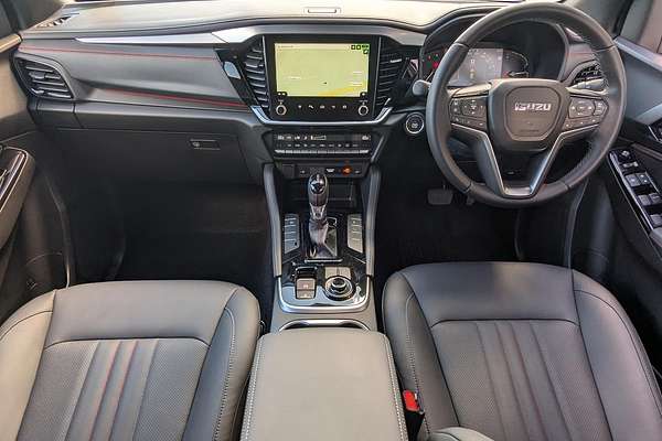 2025 Isuzu MU-X X-TERRAIN