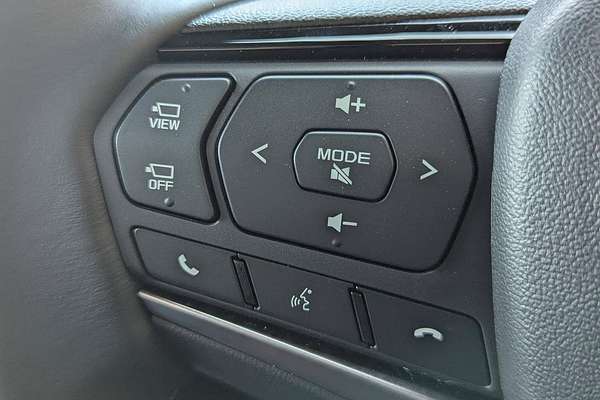 2025 Isuzu MU-X X-TERRAIN